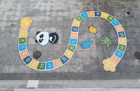  延长地面游戏彩绘